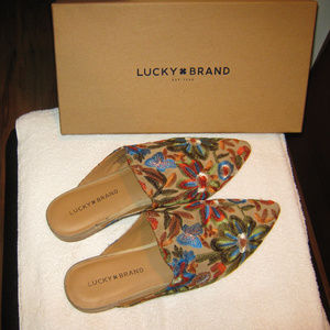 Beautiful Lucky Brand mules!